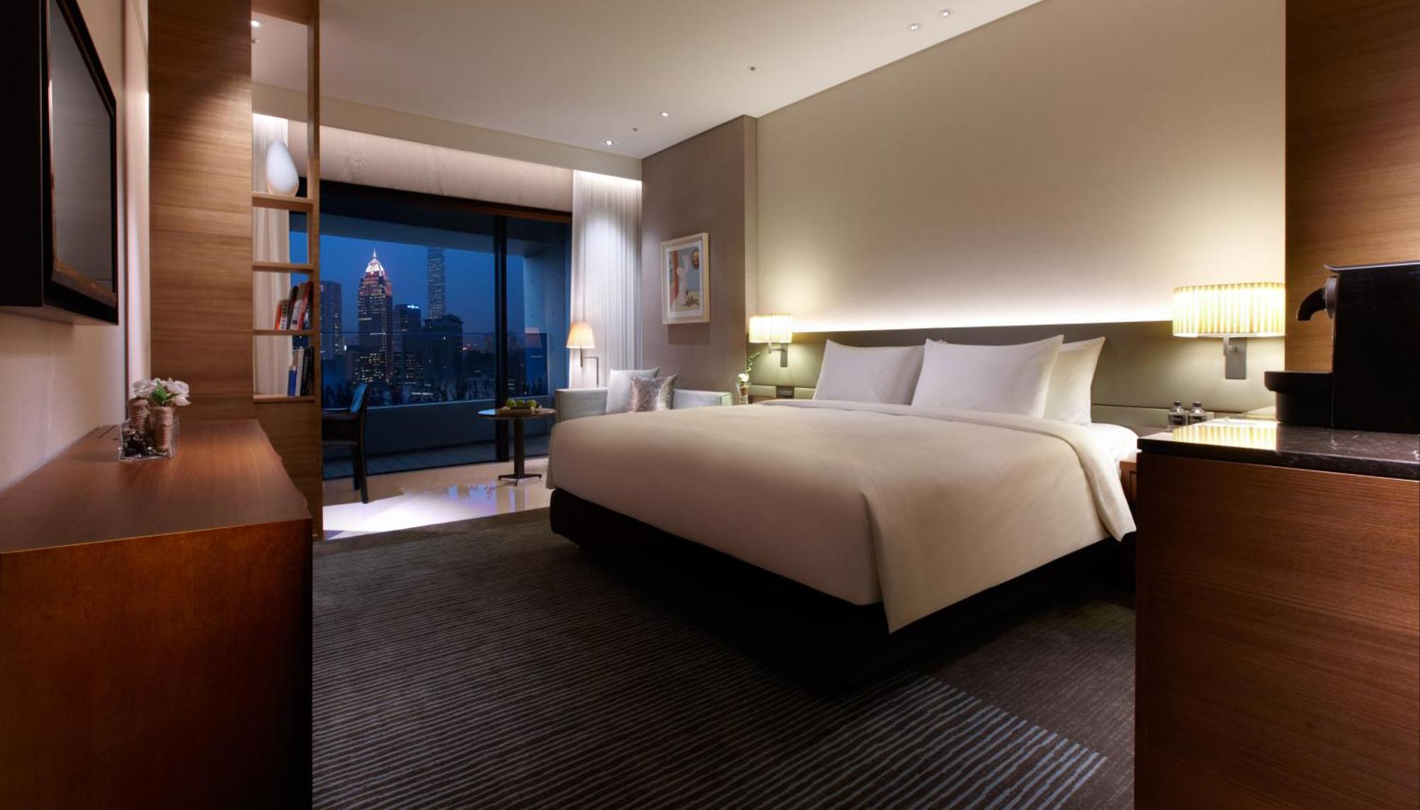 Eslite 5*