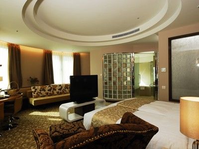 Check Select Nangang Hotel 4*