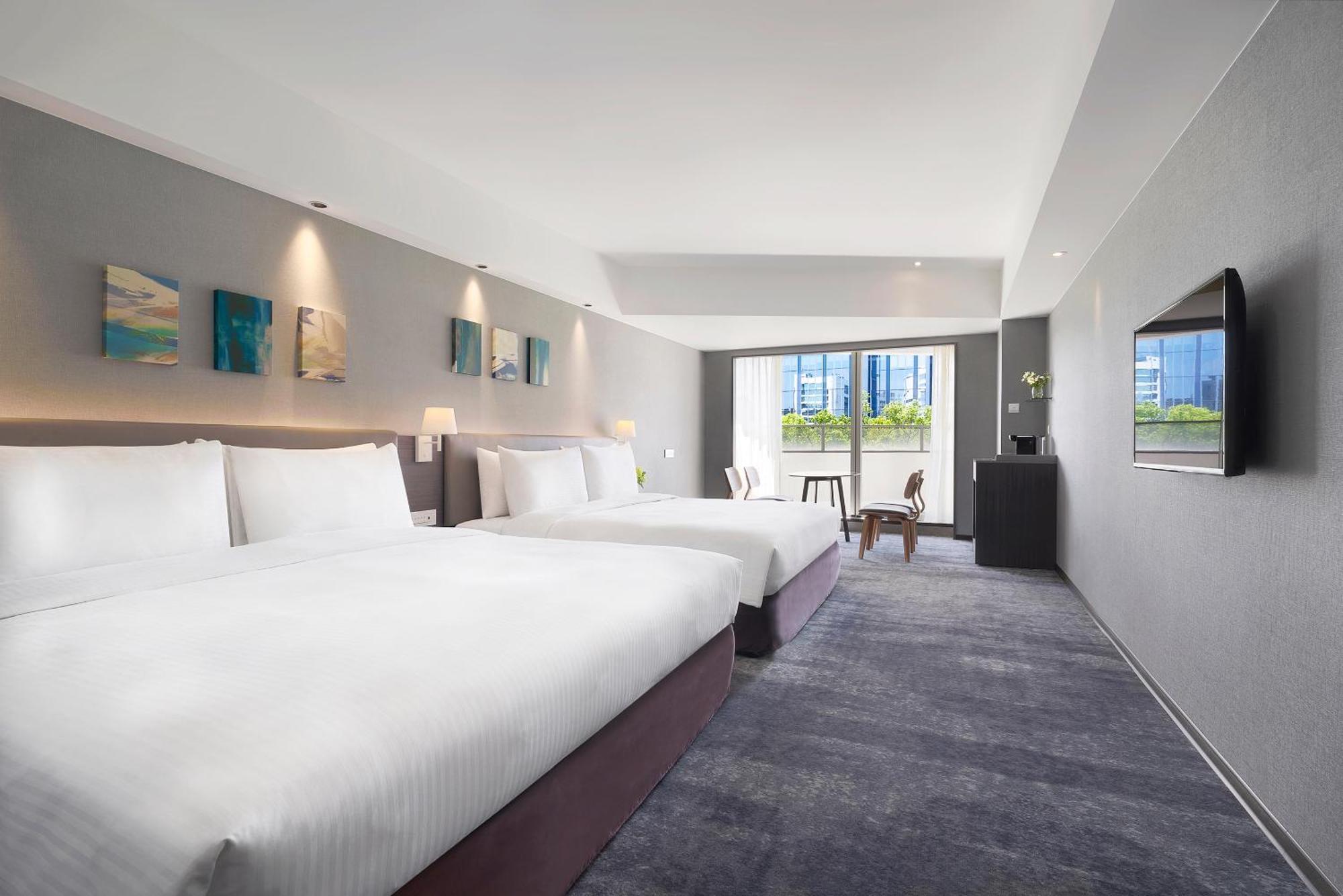 Illume Hotel 4*