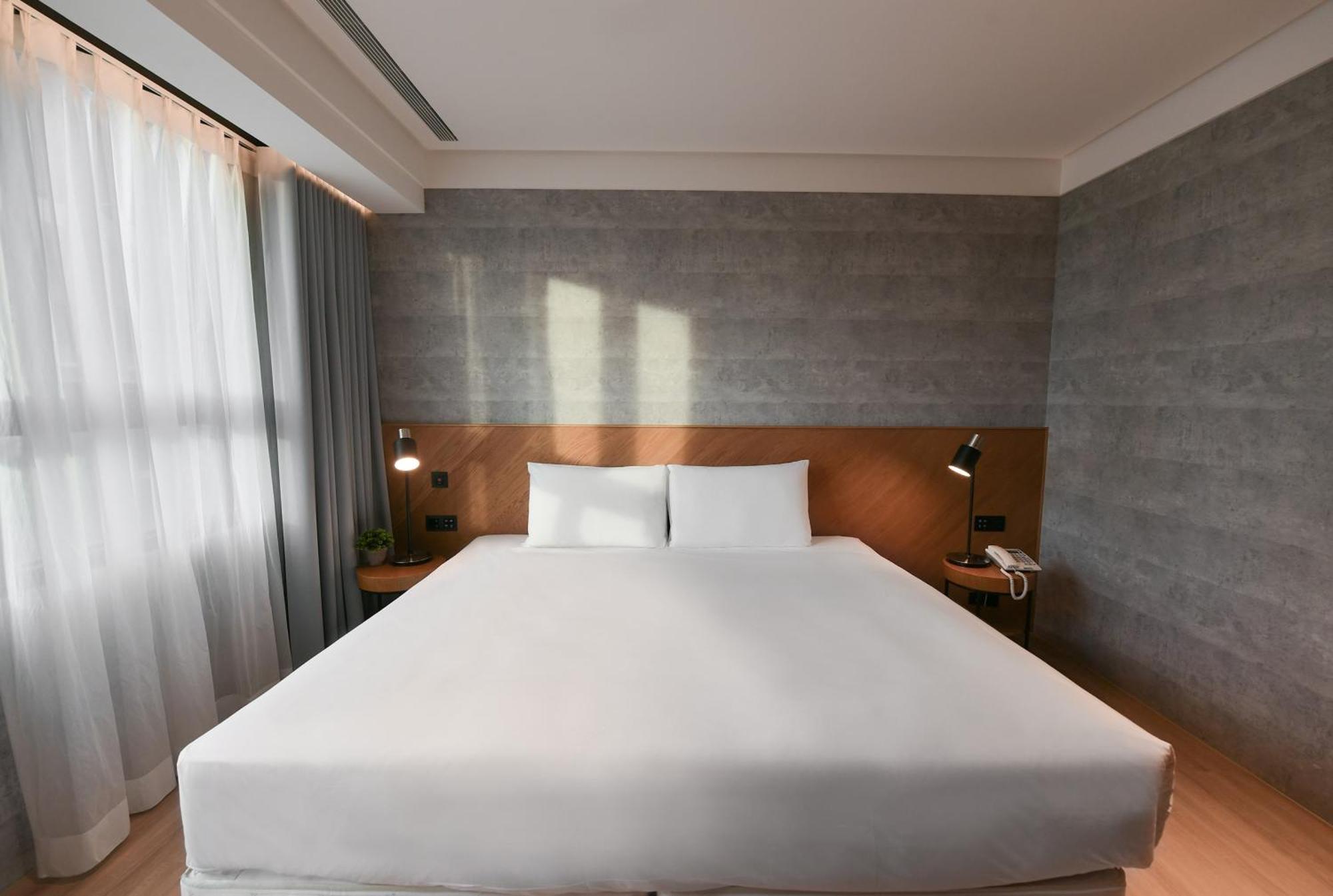 Check Select New Sanchong 4*