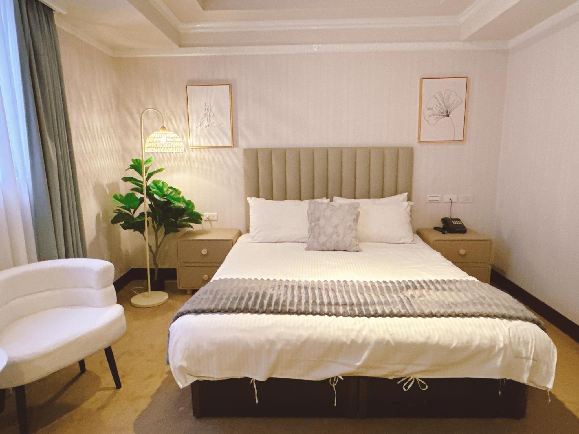 Hotel Meworld - Sanchong *