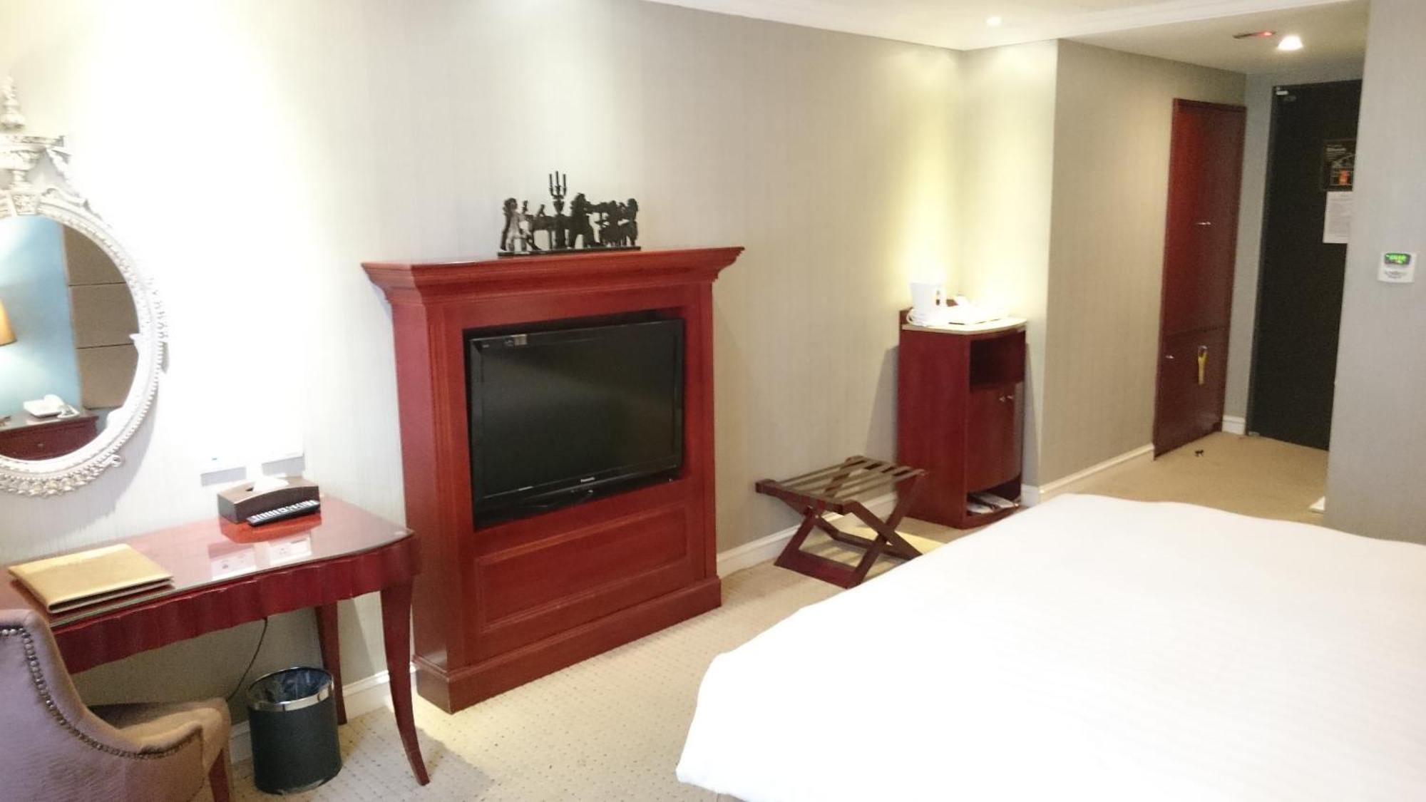 Mrt Hotel