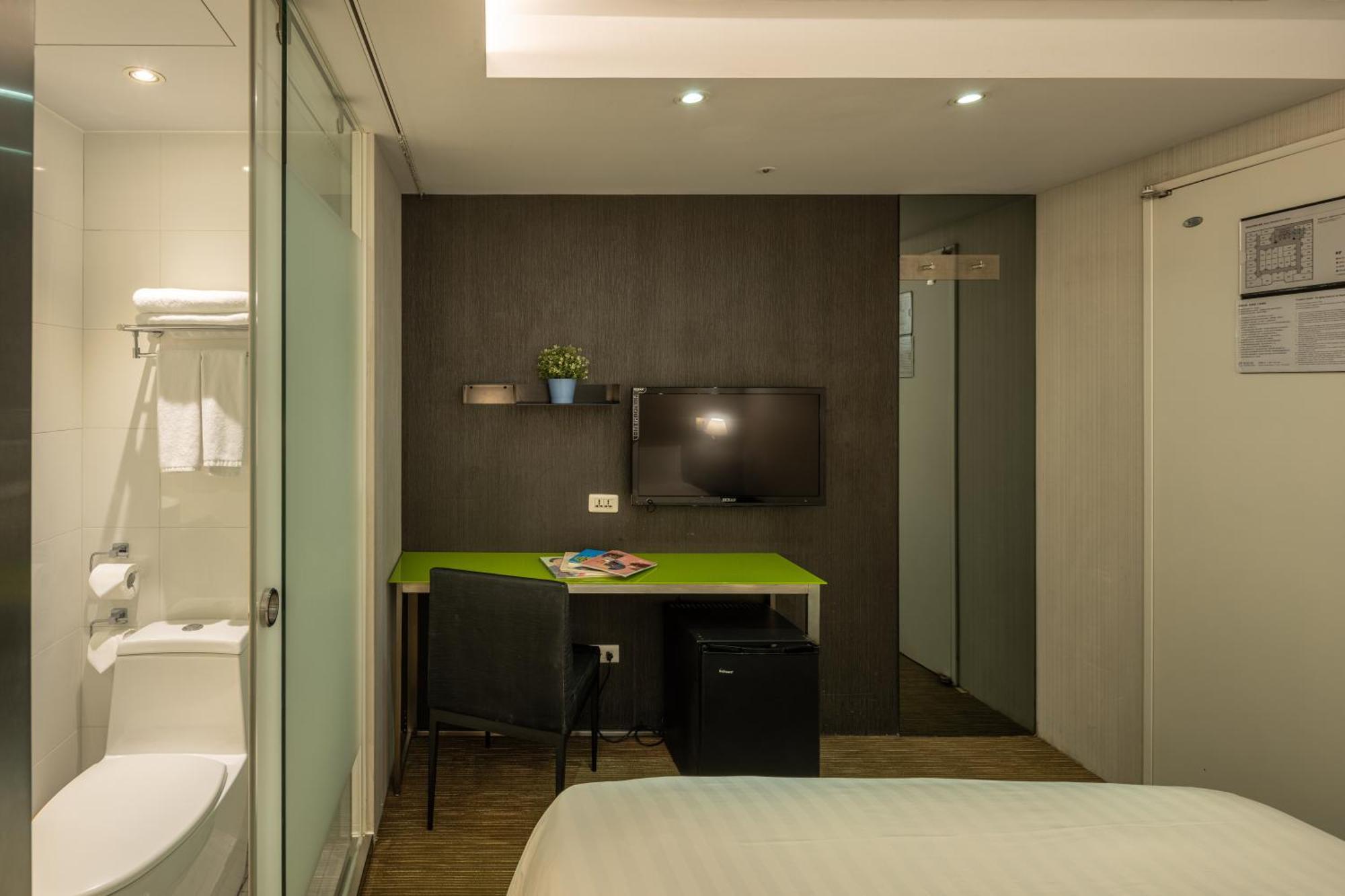 Hotel Finders Hotel-fu Qian 3*
