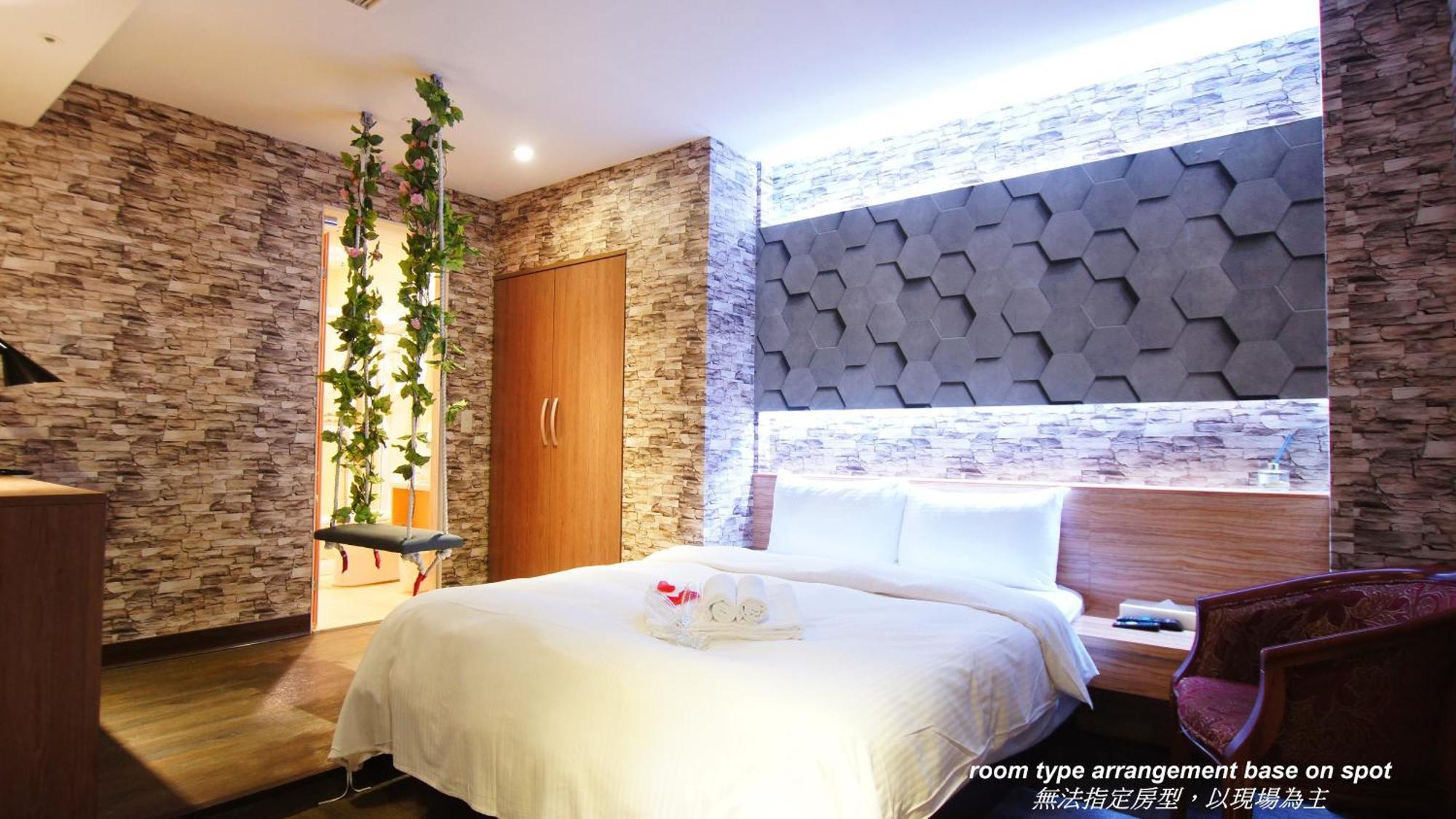 Colors Infinity Inn Taipei