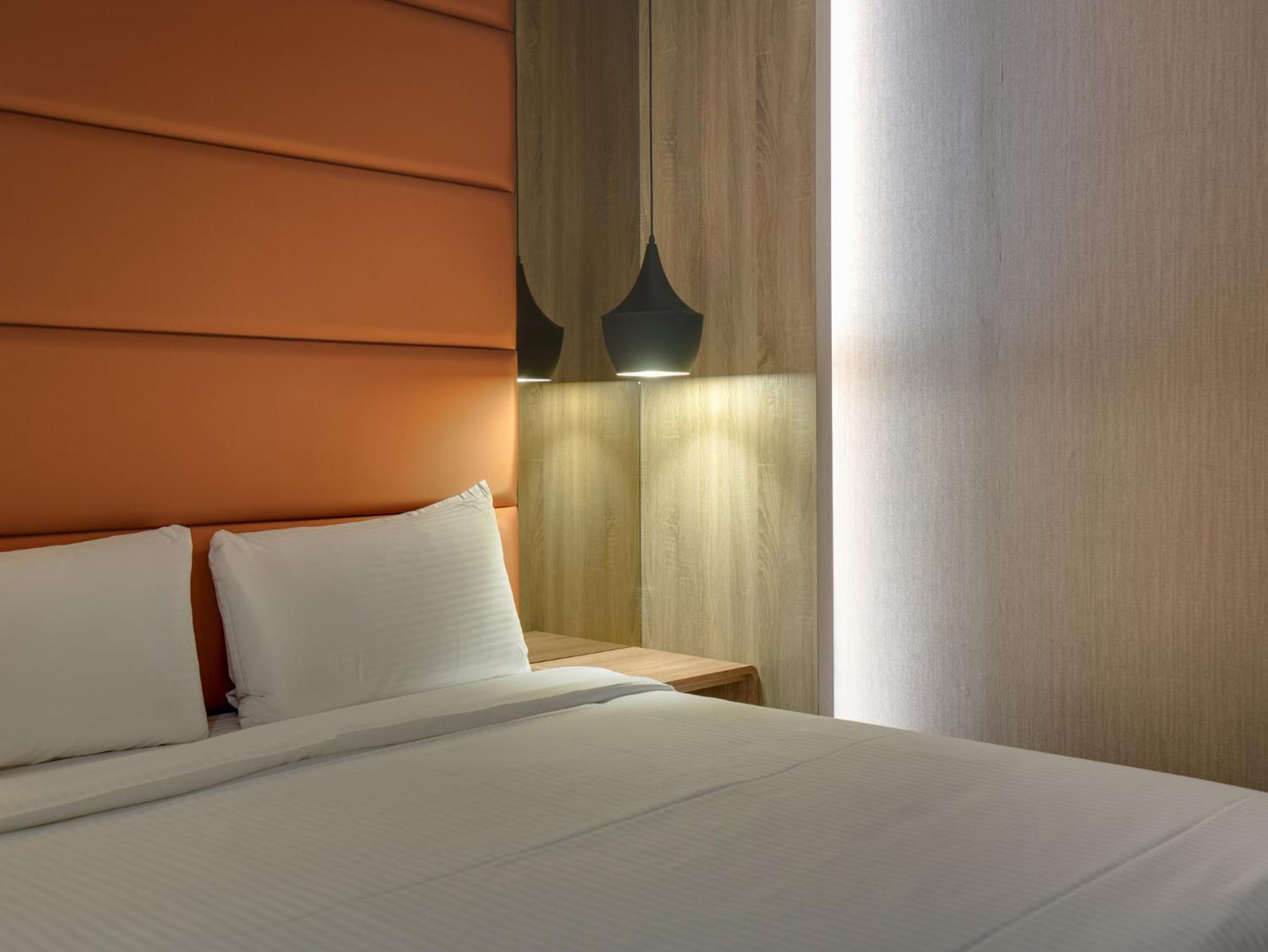 East Dragon Inn Taipei