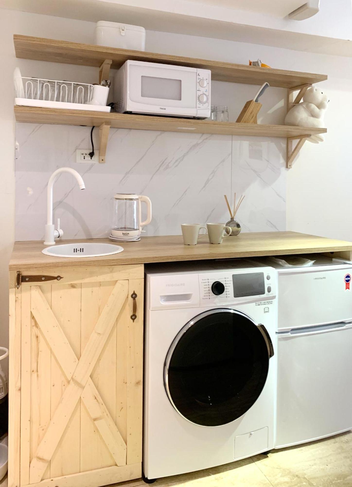 Aparthotel Urban Abode 1 *