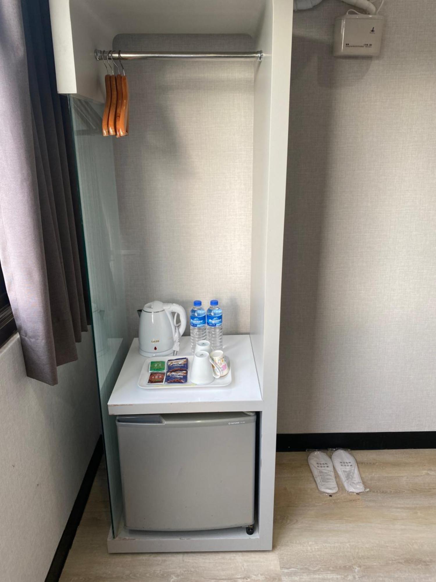 Toy Hotel