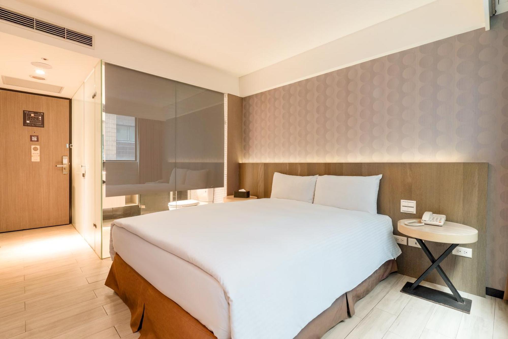 Hotel Guide Fuxing North 3*