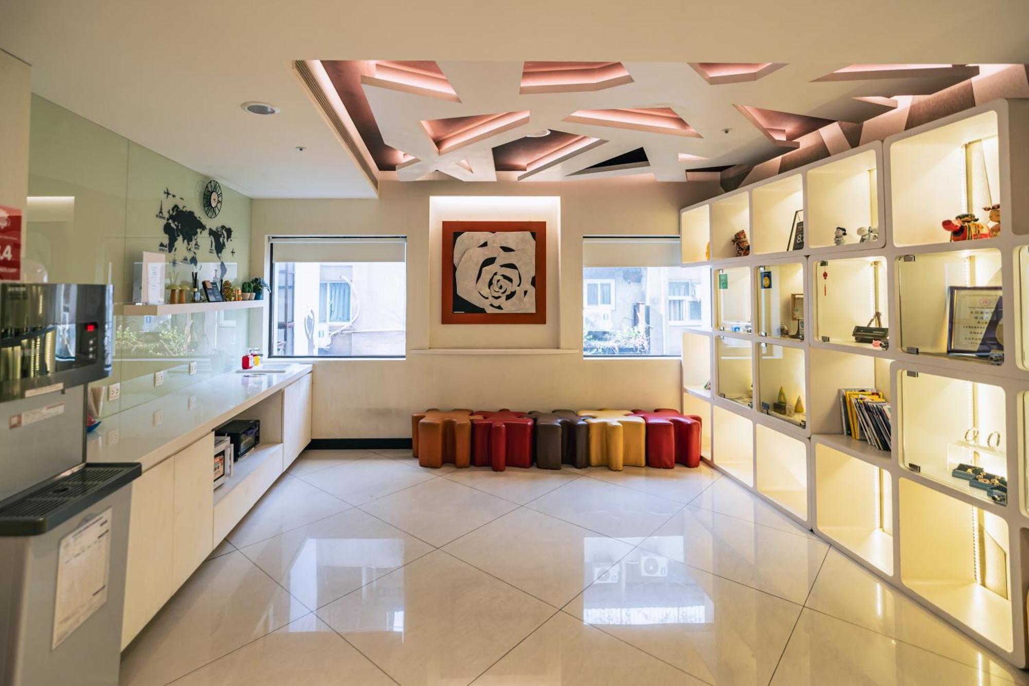 Puri Station Branch Hotel 3*
