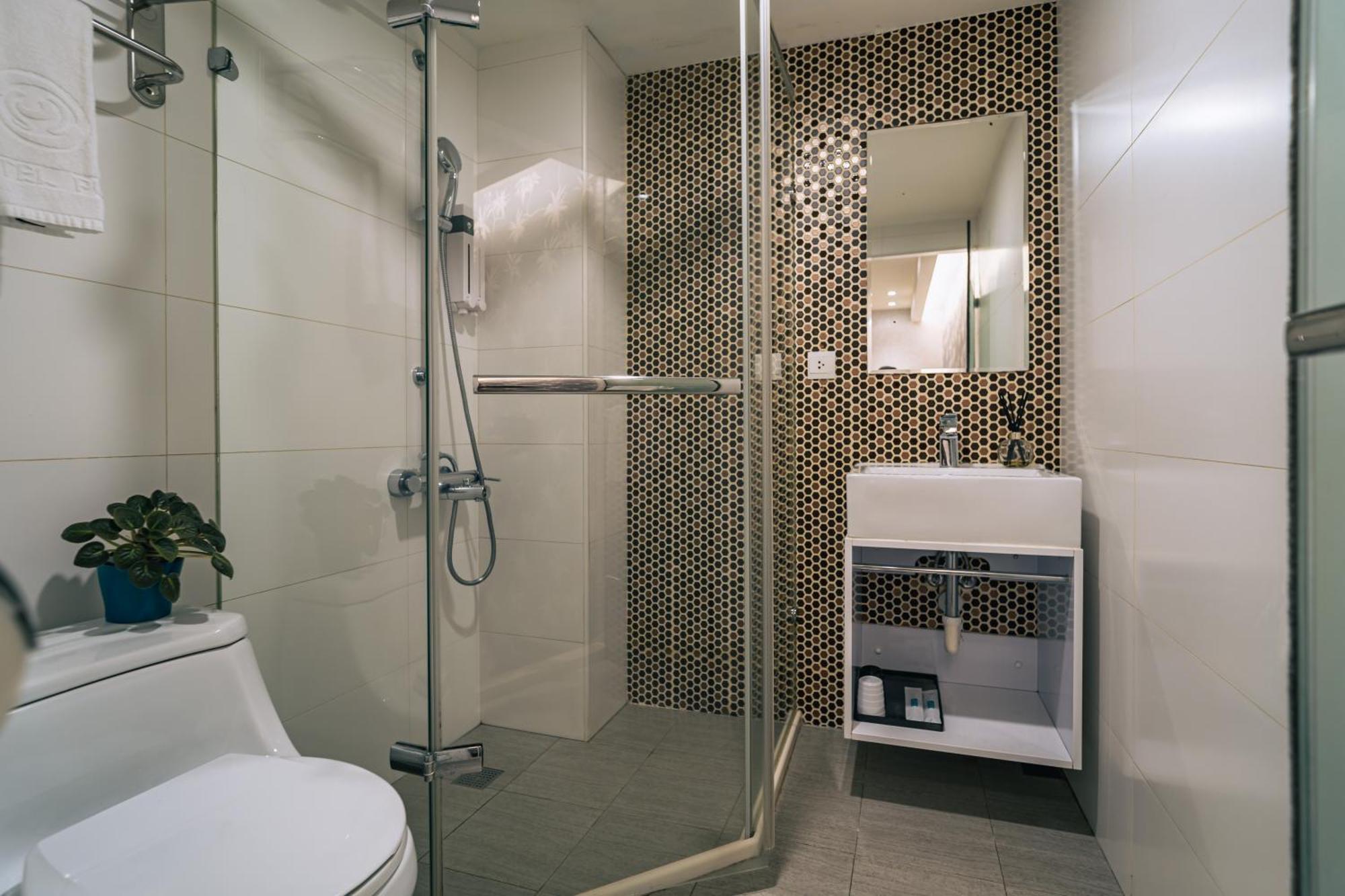 Hotel Puri Station Branch 3*