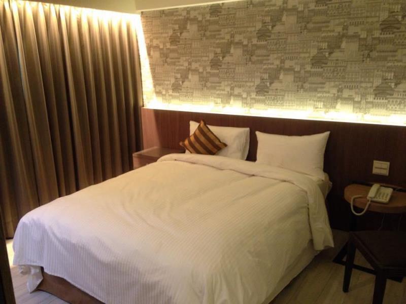 Hotel Guide Fuxing North 3*
