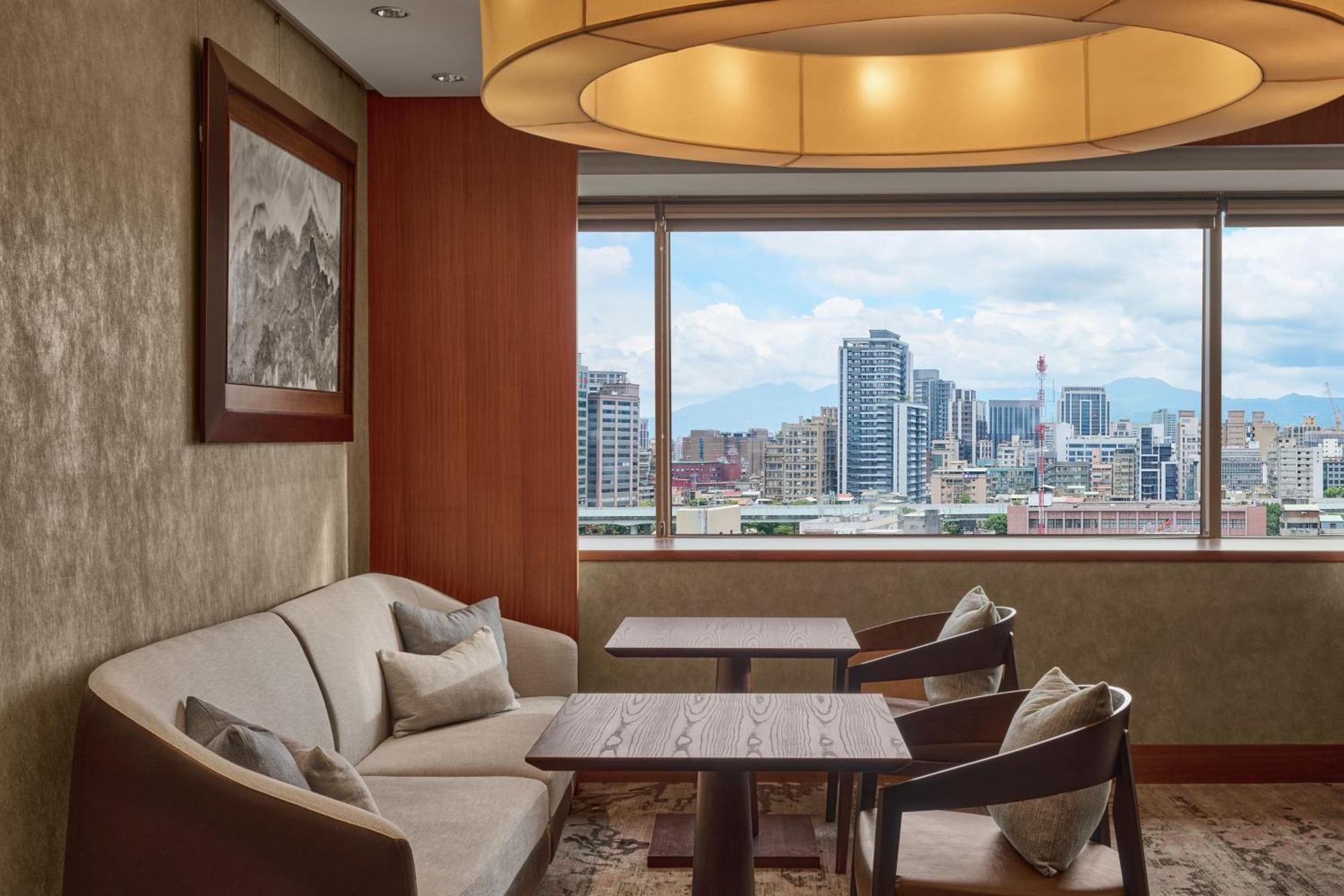 Sheraton Grand 5*