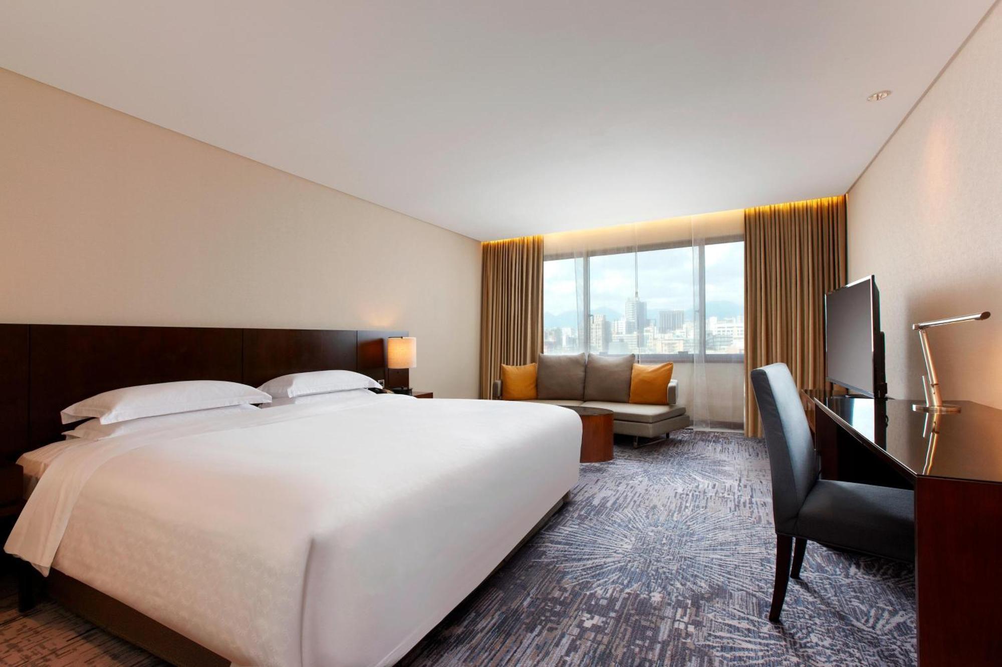 Sheraton Grand 5*