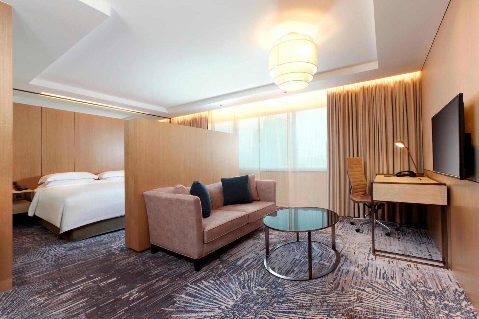 Sheraton Grand 5*