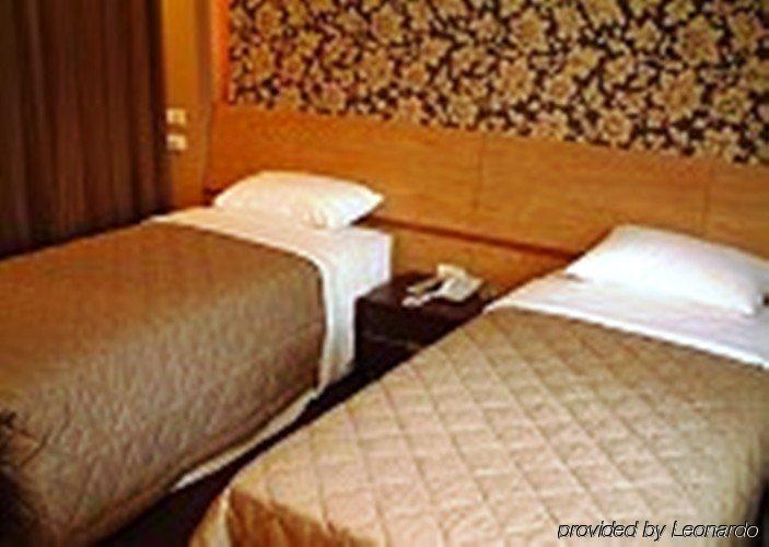 Vip 3* Taipei