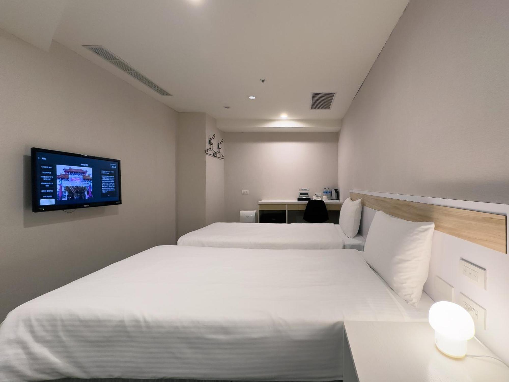 Lumos Hotel Taipei
