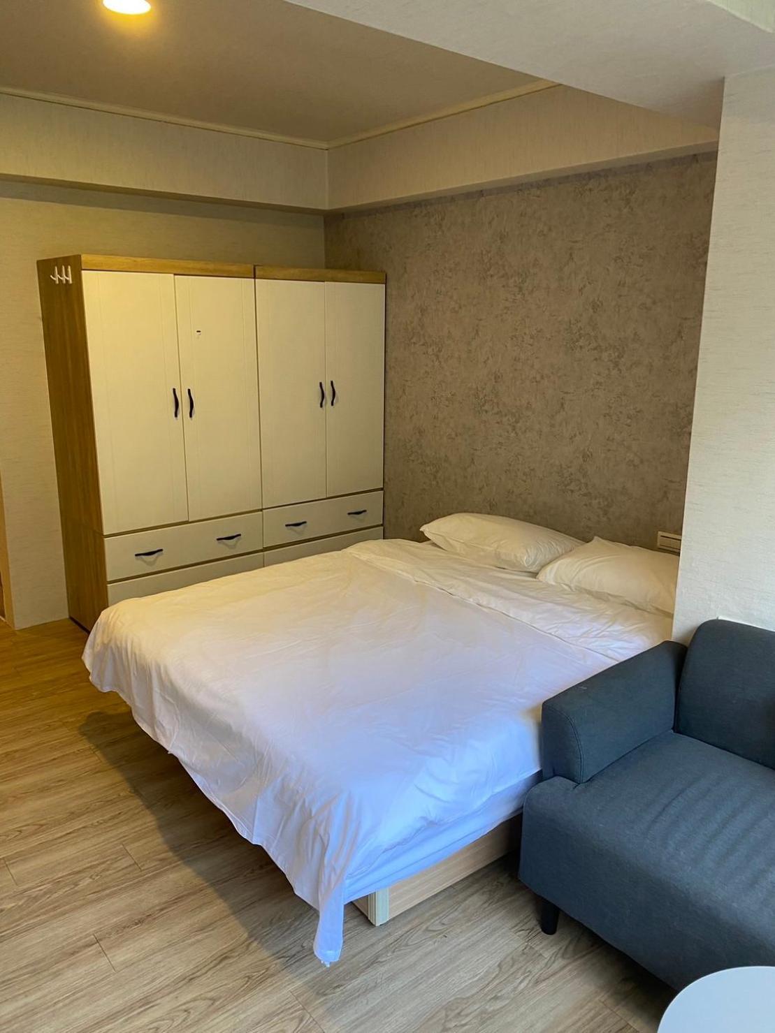 Penginapan Meworld - Zhongshan Taipei