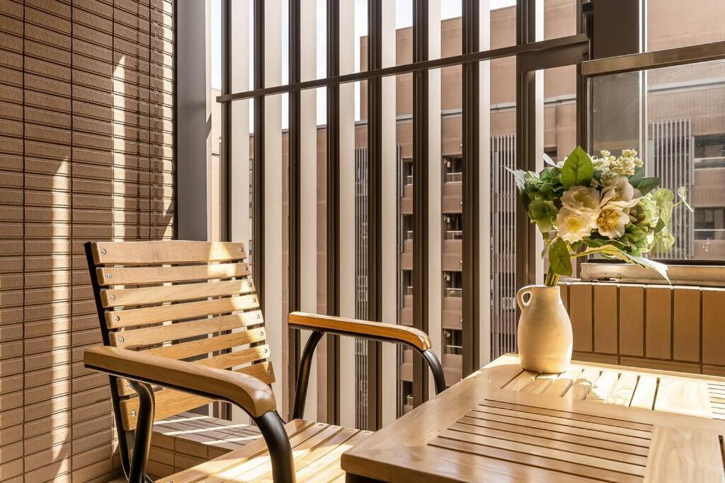 Apartemen New Building 2b1blk Workspace Main Station • 新大樓 台北車站 2房1衛 客廳廚房 工作空間 Taipei