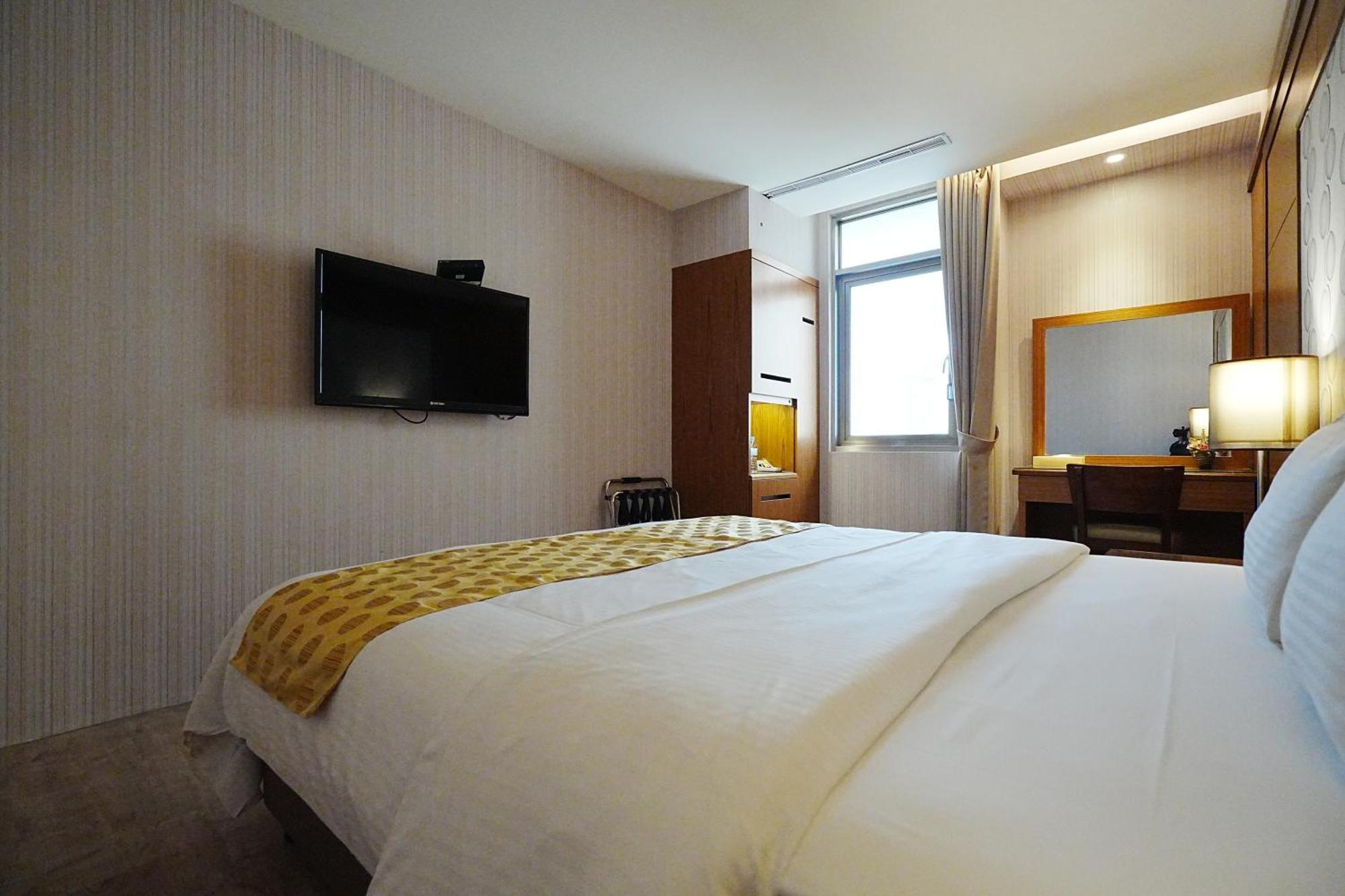 Hotel York 3*