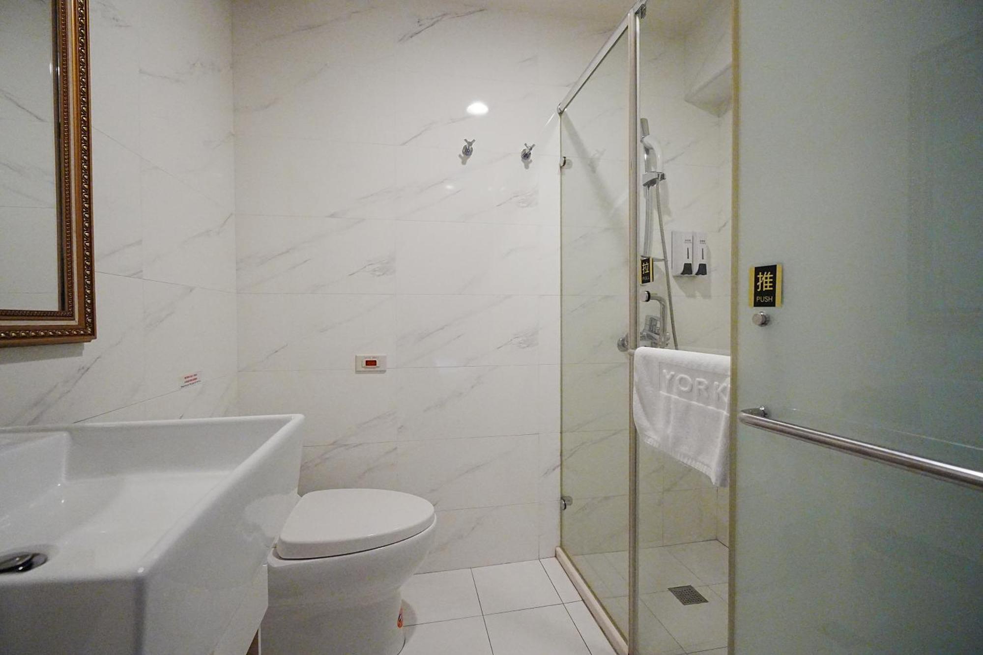 York 3* Taipei