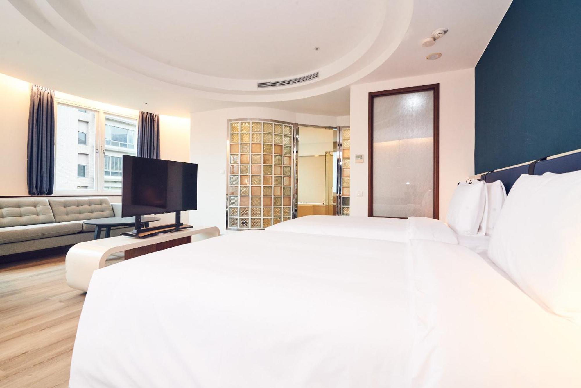 Hotel Check Select Nangang
