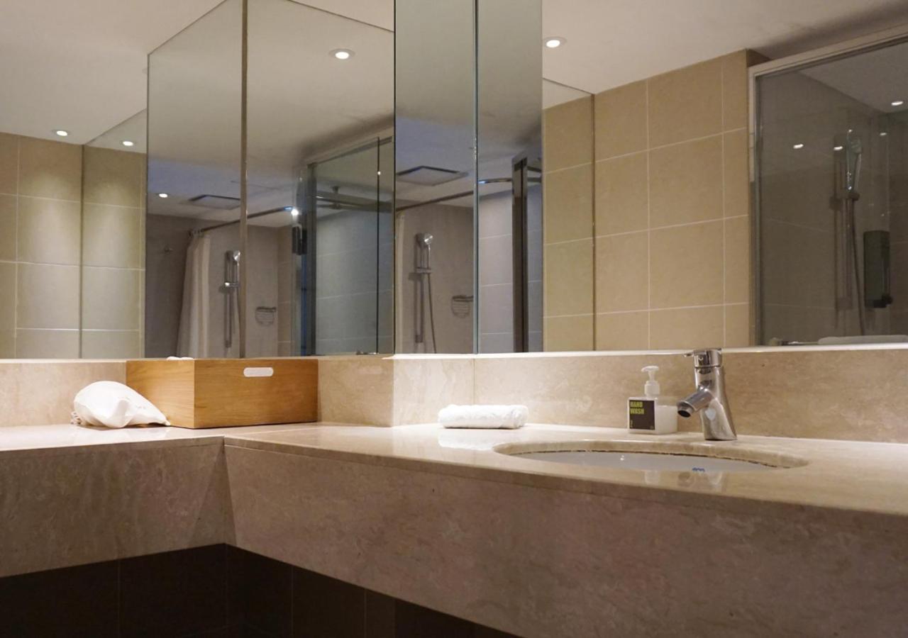 Royal Nanxi - Mrt Zhongshan Station Hotel 3*