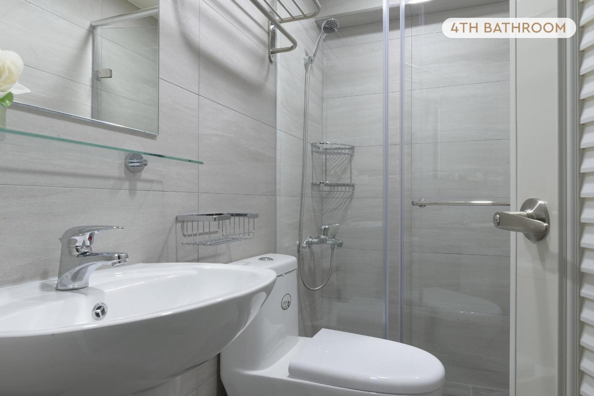 Three Master Bedrooms 4b4b 1min To Sys Mrt 三主臥4房4衛 1分到國父紀念館站 Apartment *