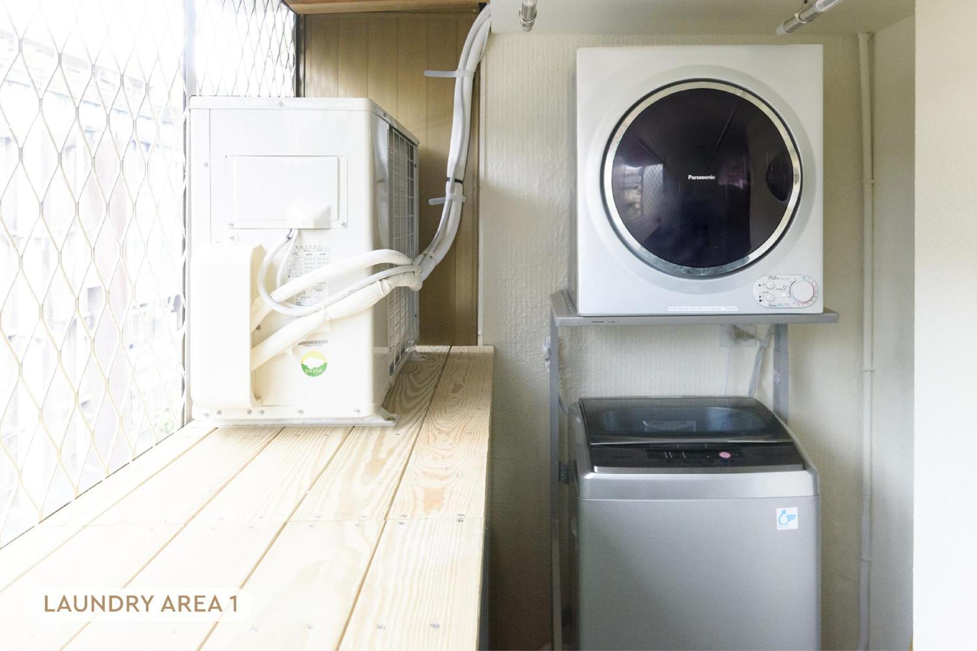 Apartment Three Master Bedrooms 4b4b 1min To Sys Mrt 三主臥4房4衛 1分到國父紀念館站 Taipei