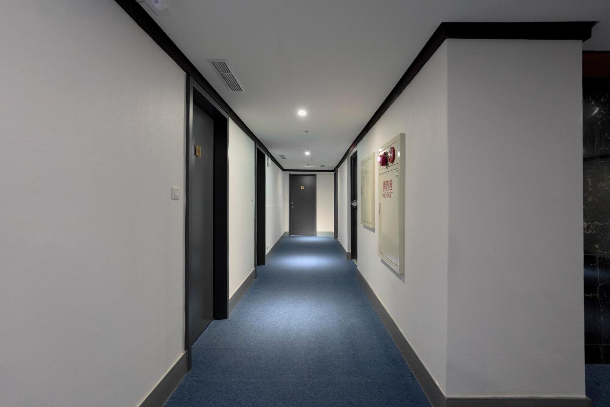華麗大飯店ferrary Hotel 3*