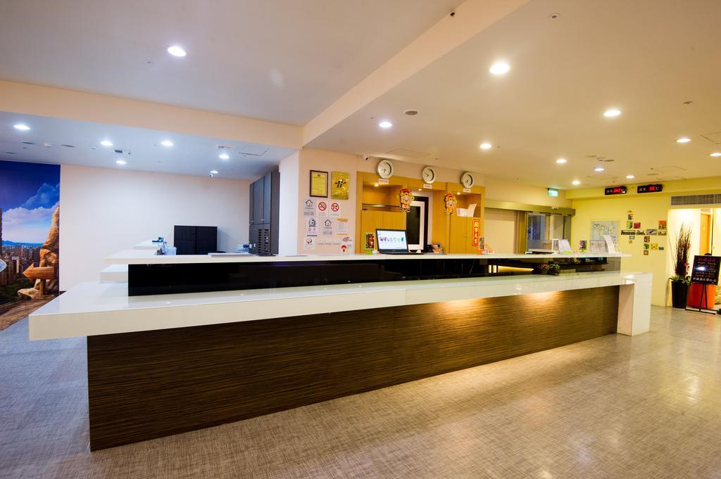 Liho Hotel Hankou 3*