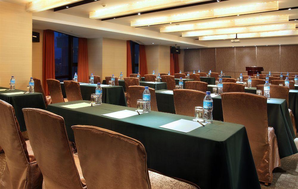 Two Tails Luzhou 4*