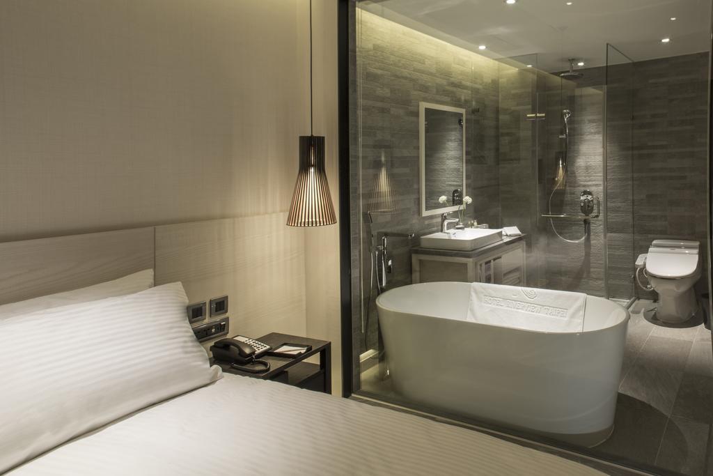 Riverview 4*