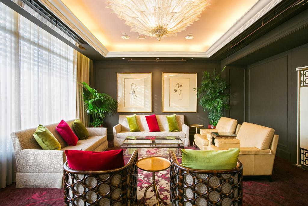 Hotel Ambassador