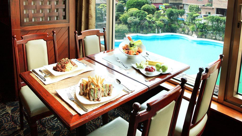 Hotel The Howard Plaza 5*