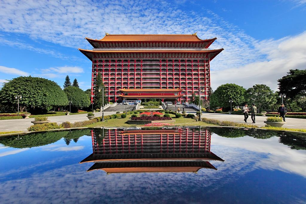 Hotel The Grand