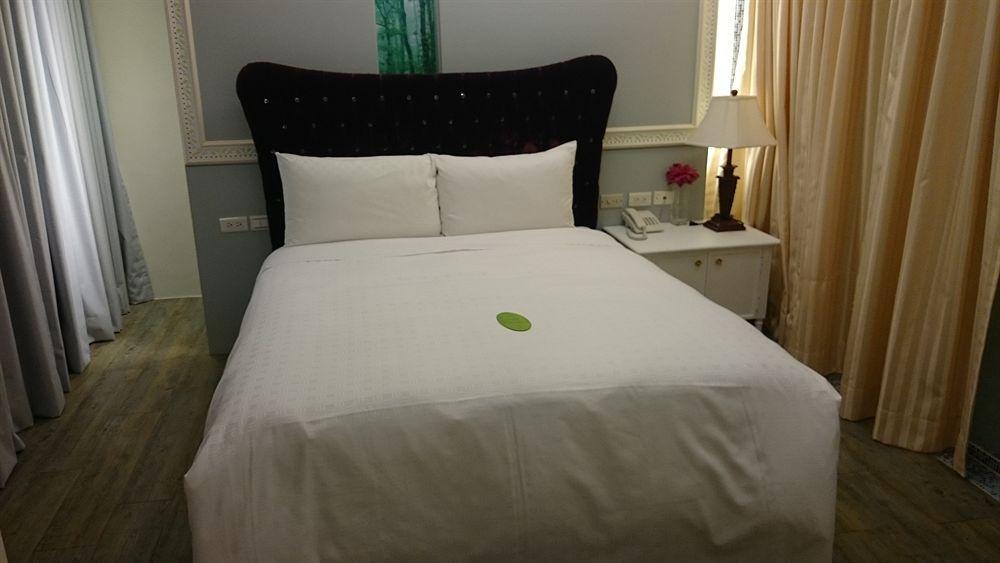 Liz Hotel