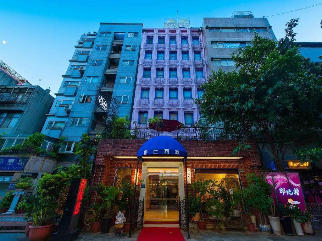 Liz Hotel