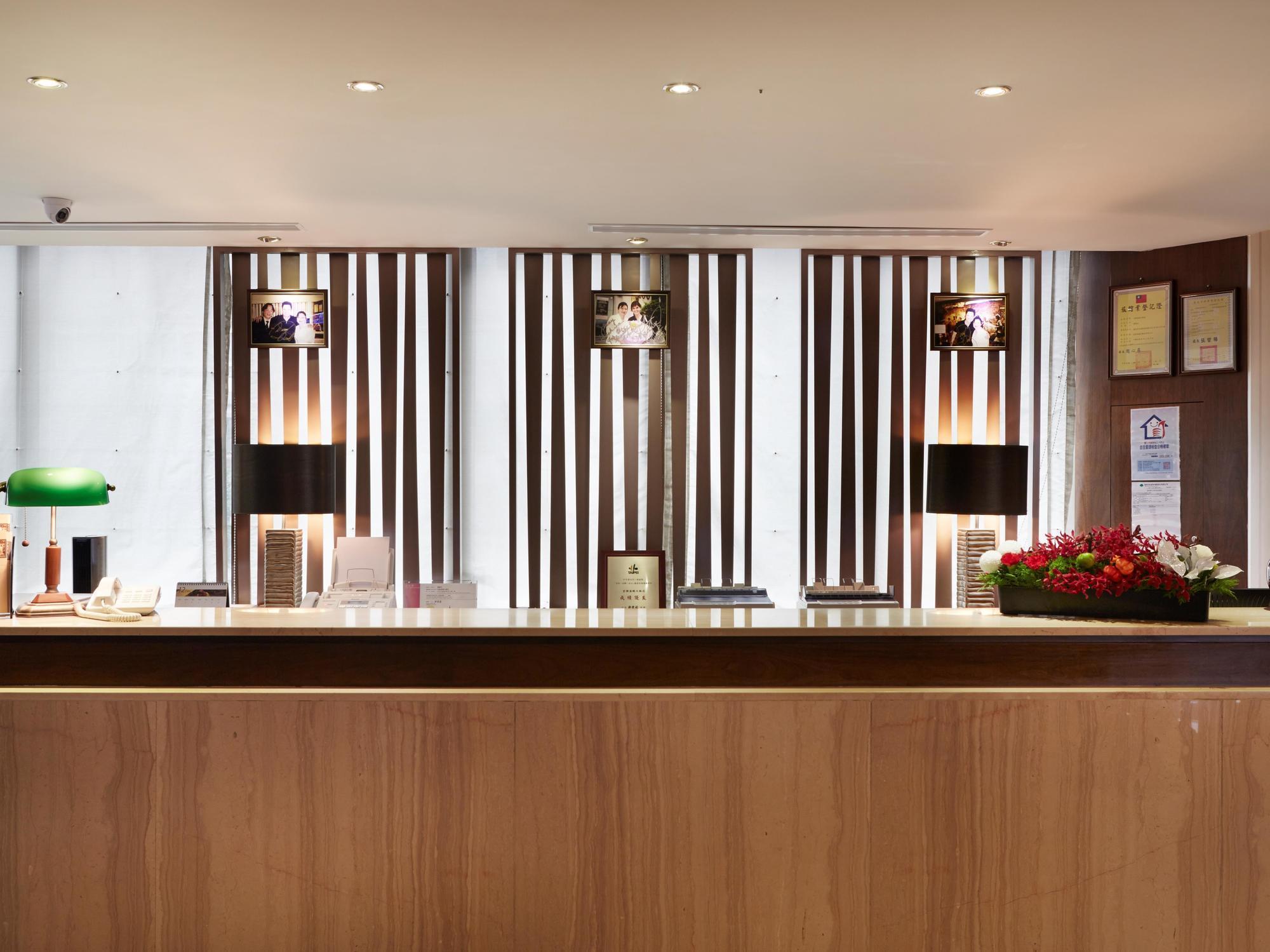 Hd Palace Hotel
