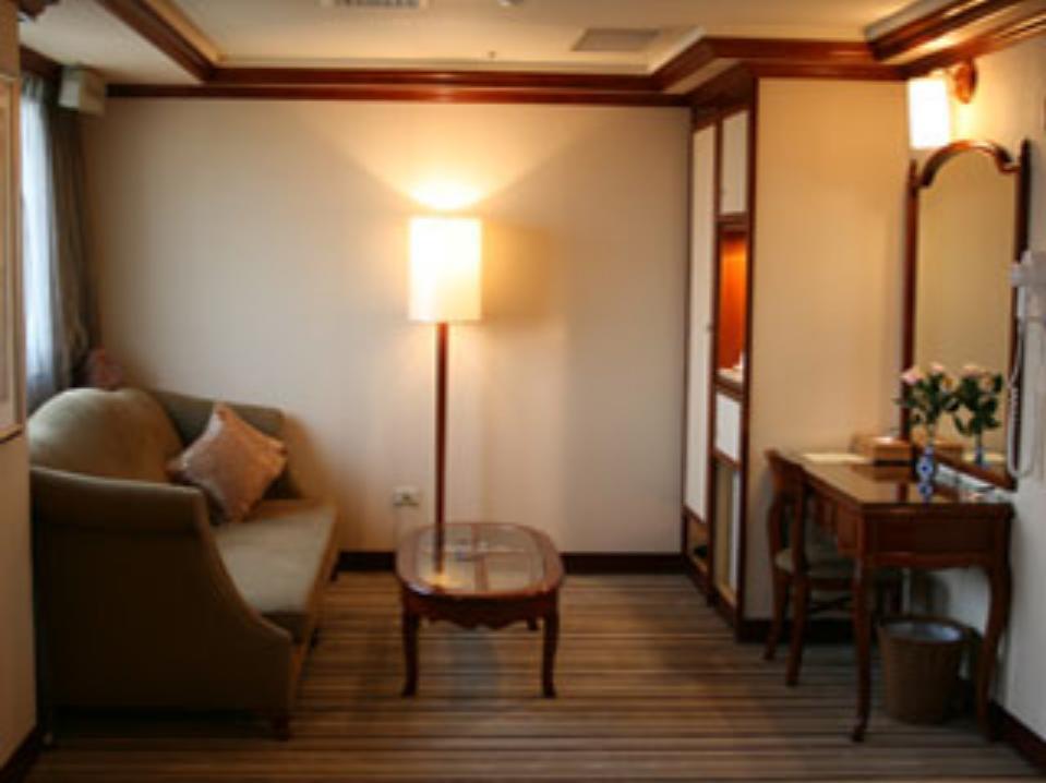 Silken Hotel 3*