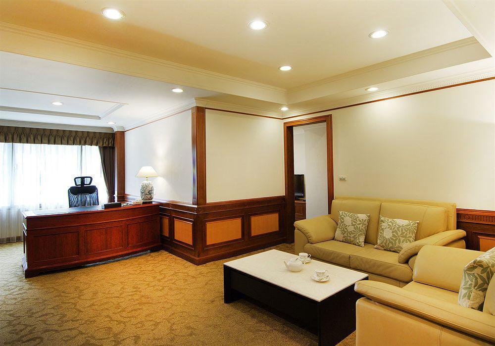 Golden China Hotel