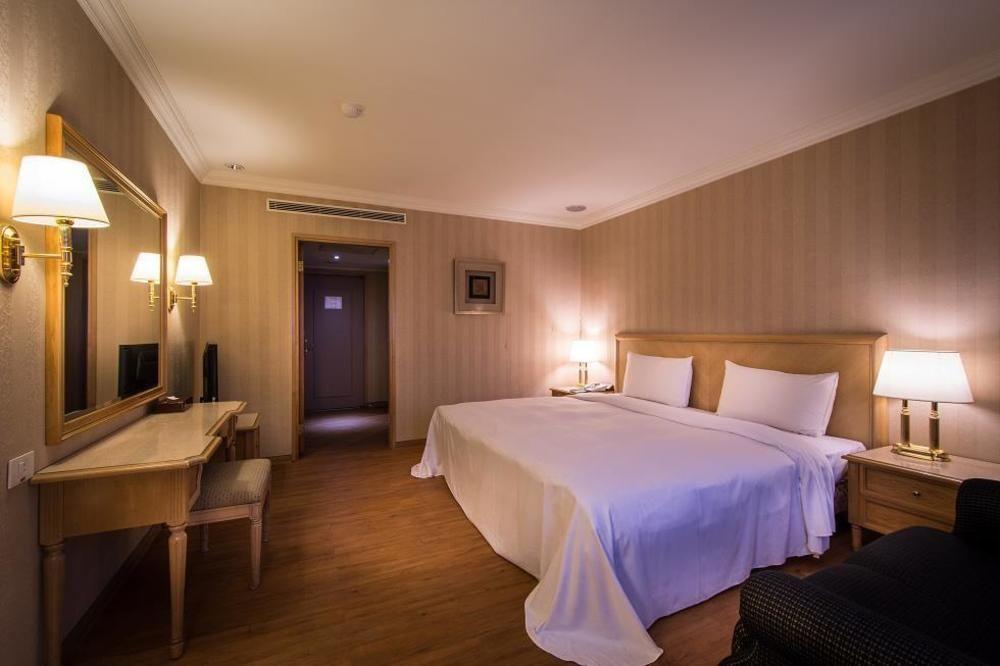 World Triple Beds 3*