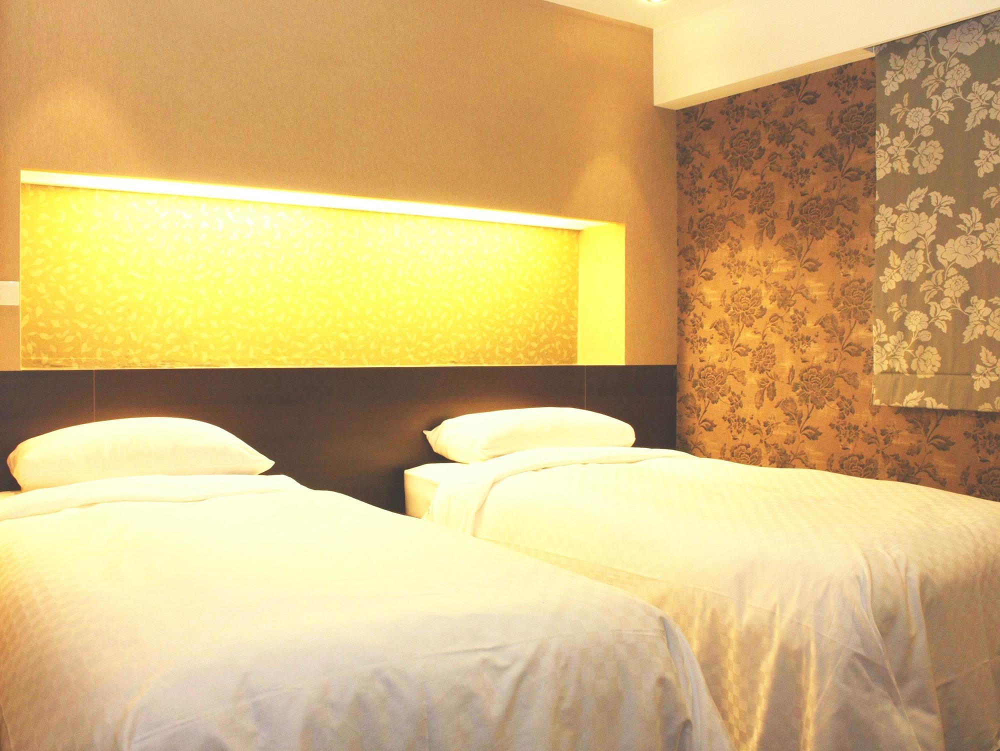 Vip Hotel 3*
