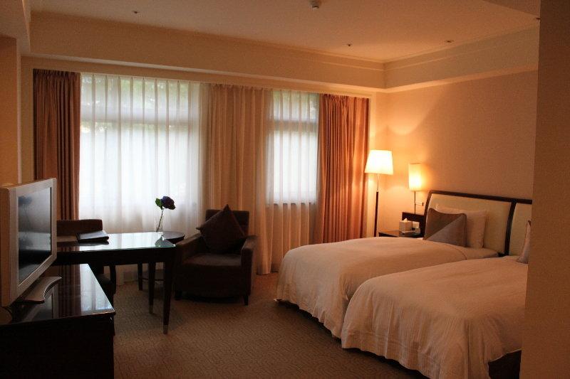 City Lake Hotel 3*