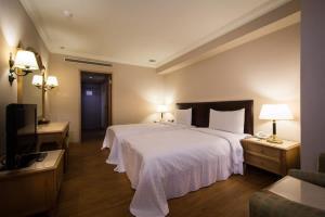 World Triple Beds 3* Taipei