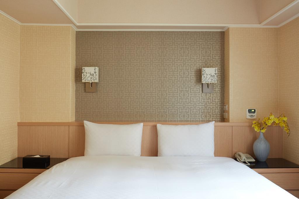 Good Life - Shang Hwa Hotel Taipei