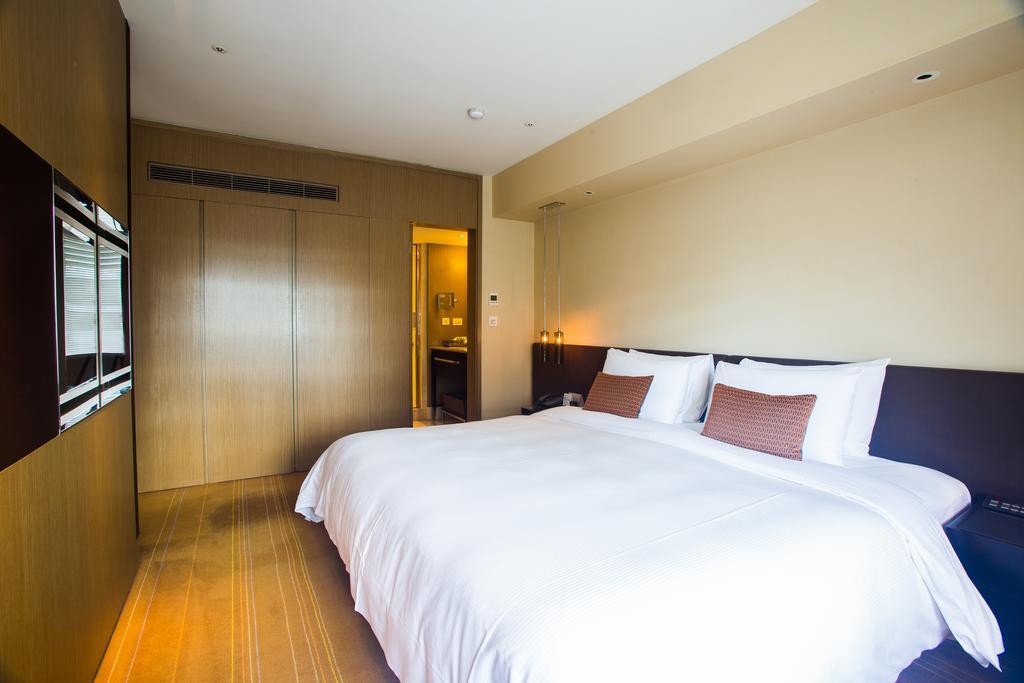 Hotel Ambassador