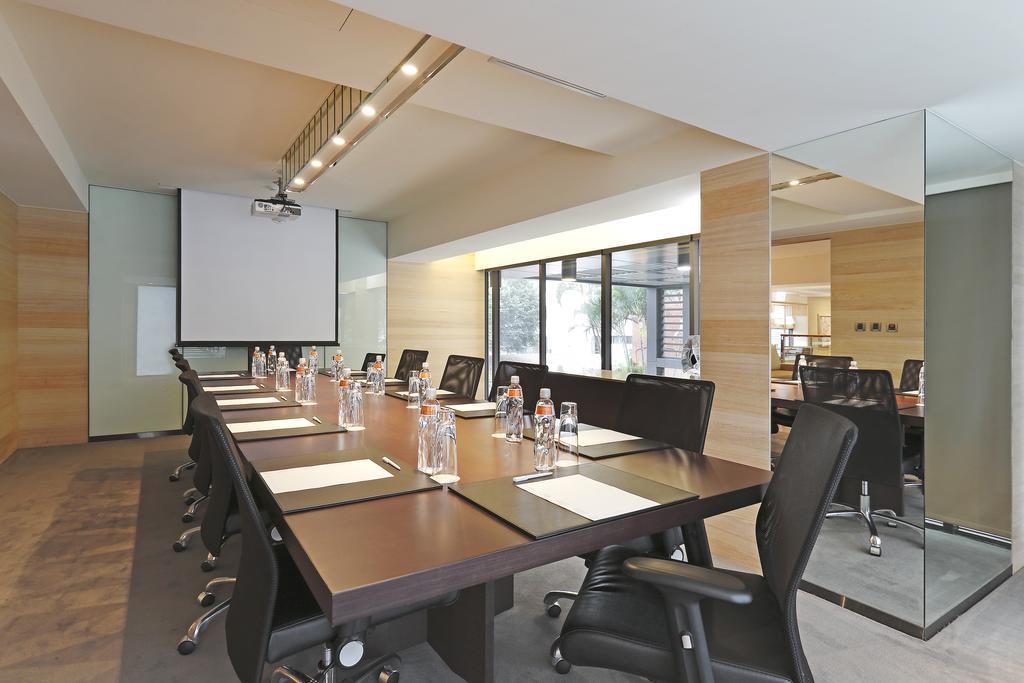 Cozzi Minsheng Hotel
