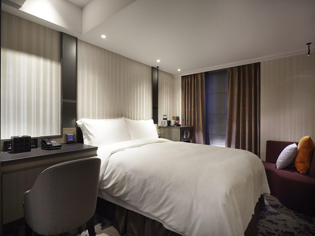 At Ximen Hotel