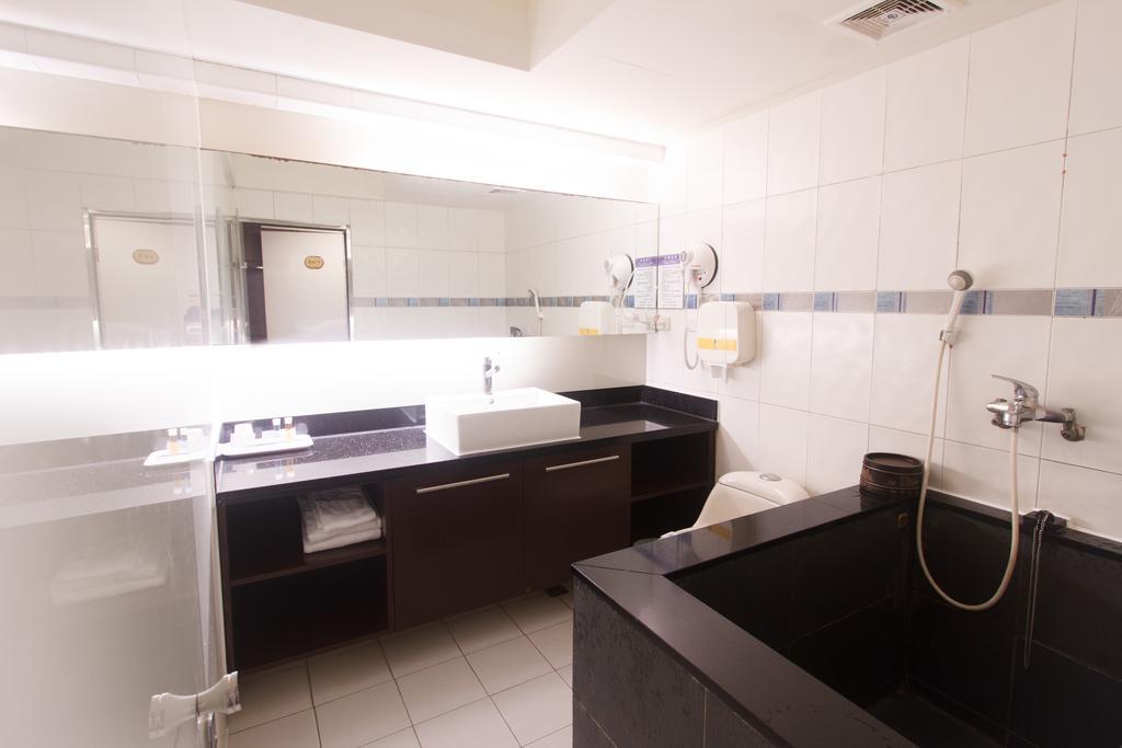 Jbg Hotspring Hotel 3*