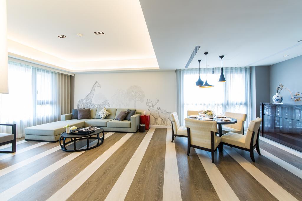 J Palace Guest house 3*